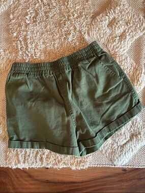 Forever 21 Olive High-Waist Cuffed Shorts